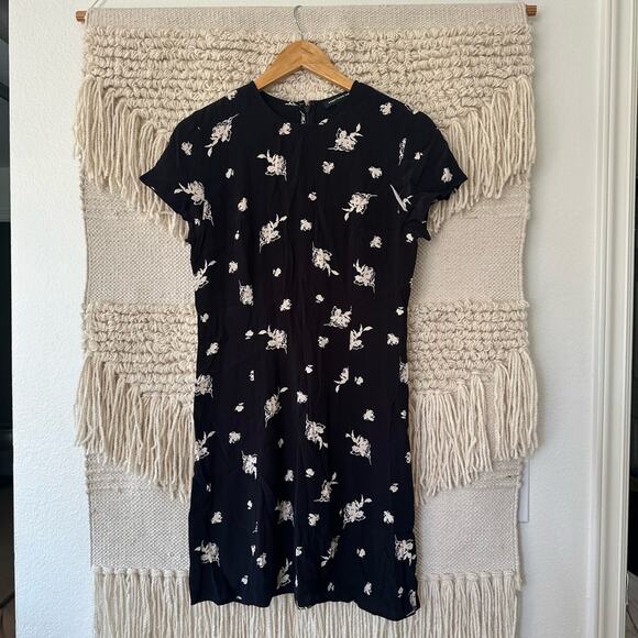 Something Navy Dresses & Skirts - NWOT: Something Navy Easy Flirty Mini Dress